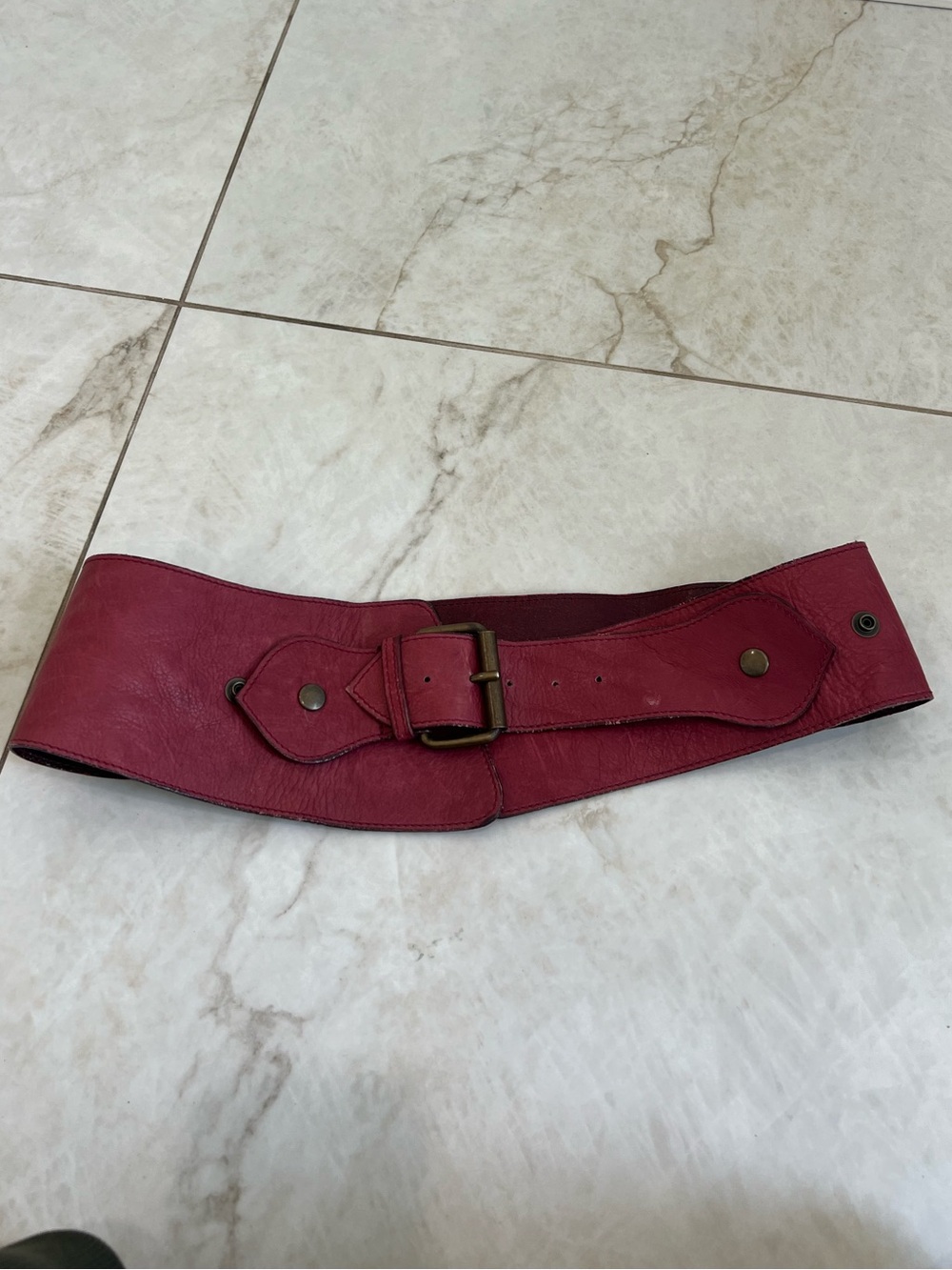 Aridza Bross Red Leather Belt